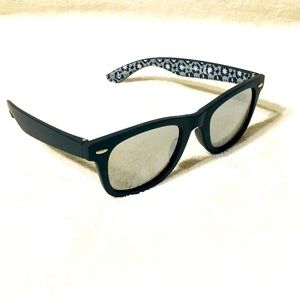Disney Mickey Mouse Wayfarer Sunglasses